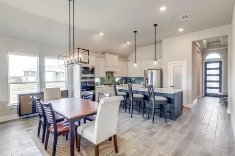 2308 Flock Dr, Mansfield, TX 76063