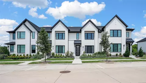 7609 Reis Ln, North Richland Hills, TX 76182