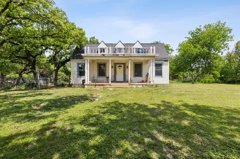 5329 Windowmere St, Fort Worth, TX 76112