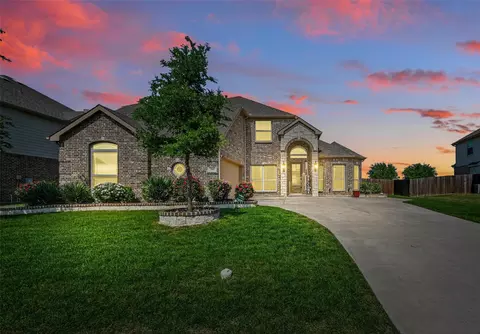260 Prairie Ln, Waxahachie, TX 75165