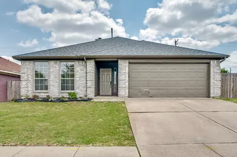 1012 Brook Canyon Dr, Arlington, TX 76018