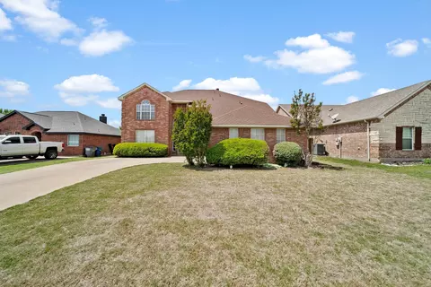 115 Oak Hollow Ln, Red Oak, TX 75154