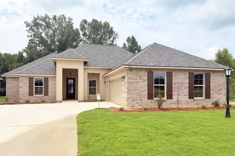 187 Lessie Dr, Stonewall, LA 71078