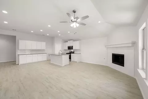 315 Comanche, Cleburne, TX 76033 photo 30