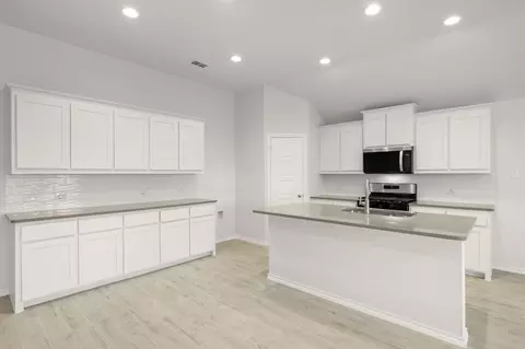 315 Comanche, Cleburne, TX 76033 photo 13
