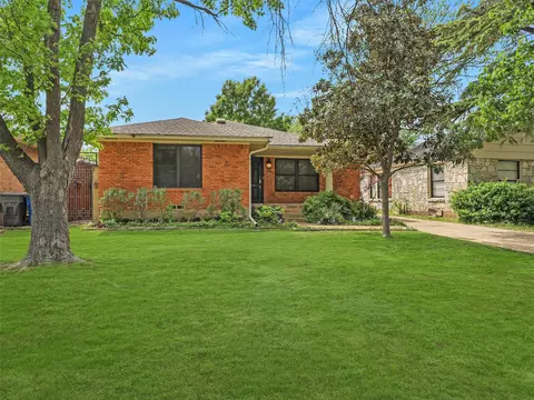 823 Cliffdale Ave, Dallas, TX 75211
