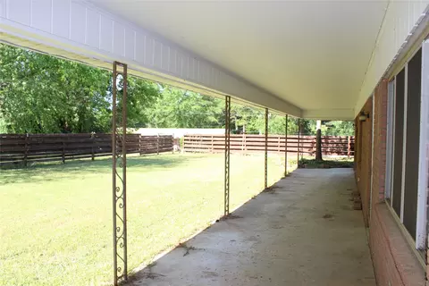 200 Berry Dr, Minden, LA 71055 photo 4