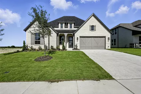 557 Pebble Dr, Waxahachie, TX 75167