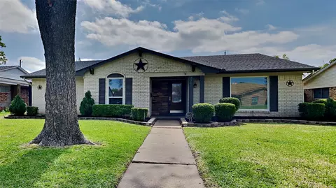 2300 Anders Dr, Mesquite, TX 75150