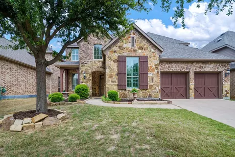 8912 Scarlet Trl, Lantana, TX 76226