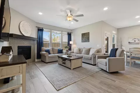 2819 Redbud Ln, Melissa, TX 75454
