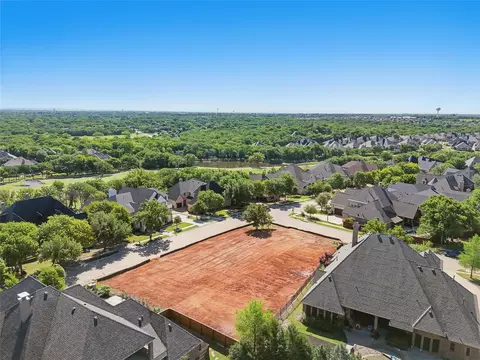 881 Hayden Rd, Lantana, TX 76226