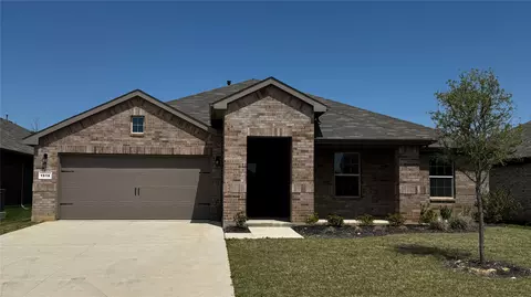 1918 Cookes Ln, Cleburne, TX 76033