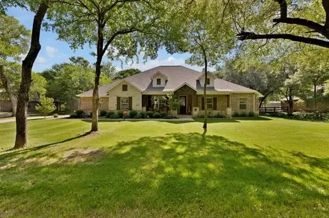 8450 Old Springtown Rd, Springtown, TX 76082