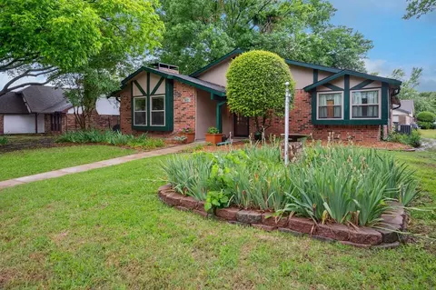 2917 Noble Oaks Dr, Plano, TX 75074