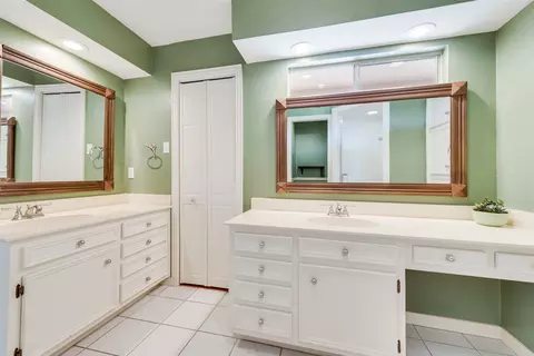 912 E Berkeley Dr, Richardson, TX 75081 photo 23