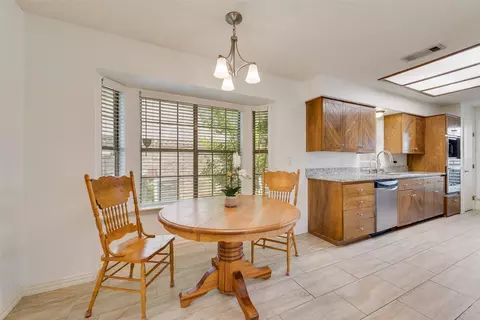 912 E Berkeley Dr, Richardson, TX 75081 photo 13