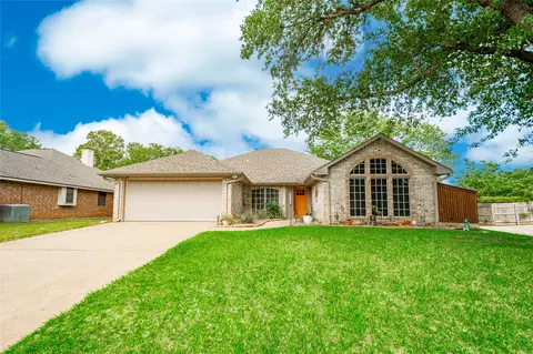 4990 Wolf Creek Trl, Flower Mound, TX 75028
