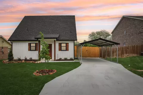 517 Mountain View Trl, Granbury, TX 76049