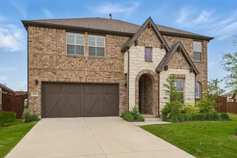 2010 Hollowcreek Trl, Carrollton, TX 75010