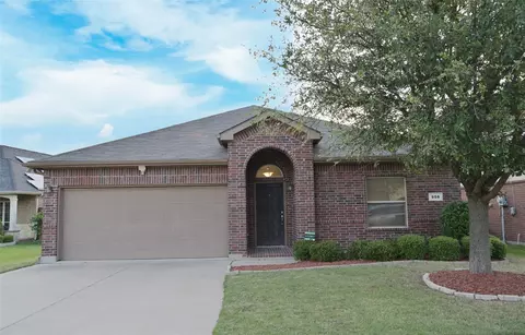 908 Rutgers Ct, Fort Worth, TX 76120