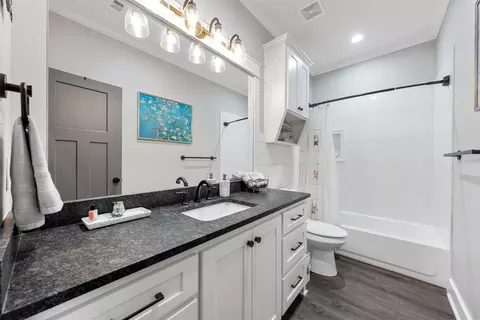 Bath - 2509 Alexander Ave, Waco, TX 76708 photo 2 of 2