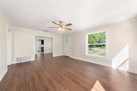3004 Live Oak, Waco, TX 76708 photo 11