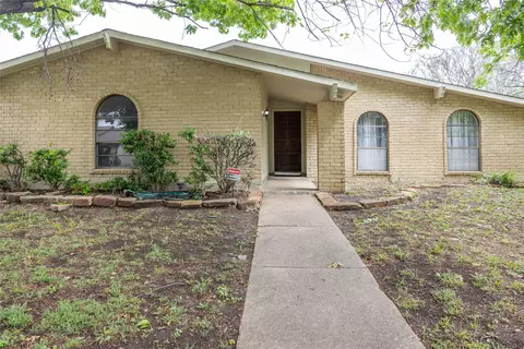 10247 Green Ash Rd, Dallas, TX 75243