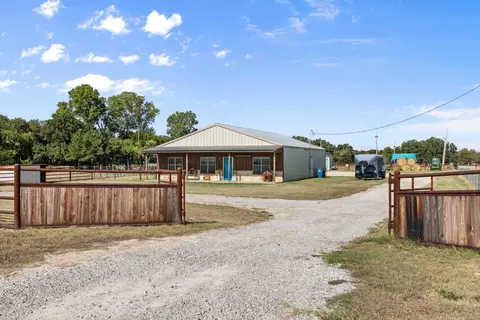 2380 County Road 422, Stephenville, TX 76401