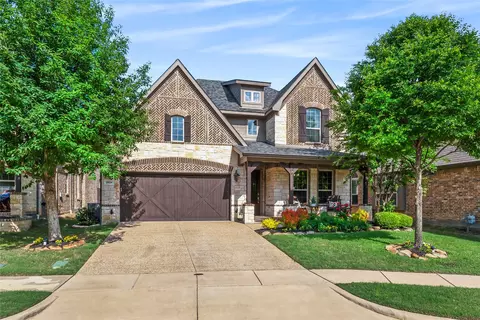 2926 Nottingham Ct, Trophy Club, TX 76262