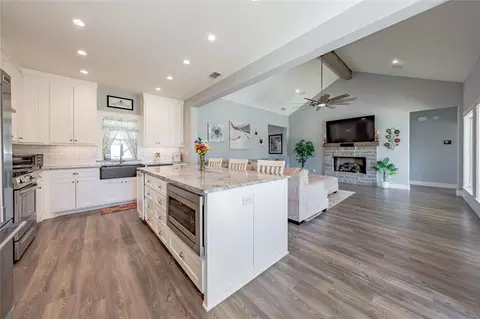 Kitchen - 203 Splitrail Dr, Kemp, TX 75143 photo 4 of 4