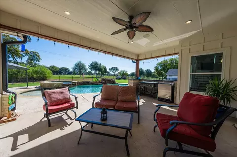 Exterior - 203 Splitrail Dr, Kemp, TX 75143 photo 7 of 7
