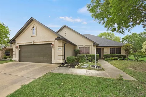 10009 Hanford Dr, Denton, TX 76207