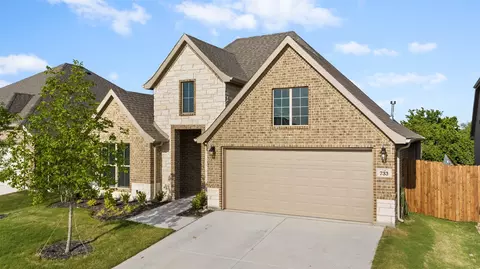 733 Nandina Rd, Weatherford, TX 76086