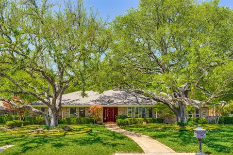 4315 Meadowdale Ln, Dallas, TX 75229