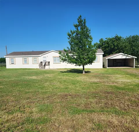 209 Prairie Trl, Rhome, TX 76078