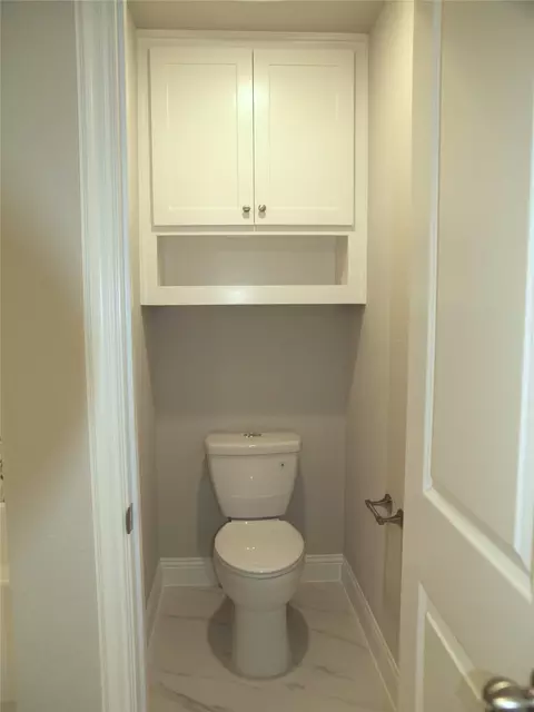 725 Raylan St, Springtown, TX 76082 photo 25
