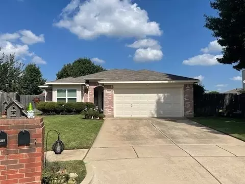 5911 Colebrook Ct, Arlington, TX 76017