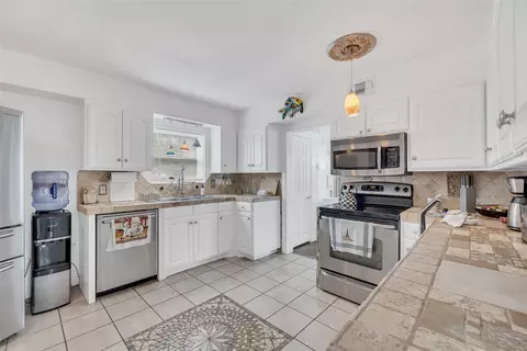 3000 Yucca Ave, Fort Worth, TX 76111