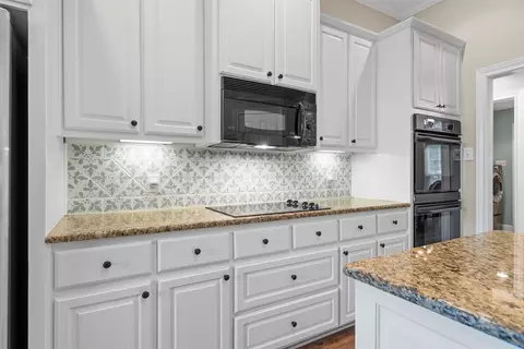 206 Ranchgate Trl, Mcgregor, TX 76657 photo 9