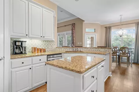 206 Ranchgate Trl, Mcgregor, TX 76657 photo 8