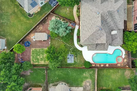 2300 Peppermill Dr, Little Elm, TX 75068