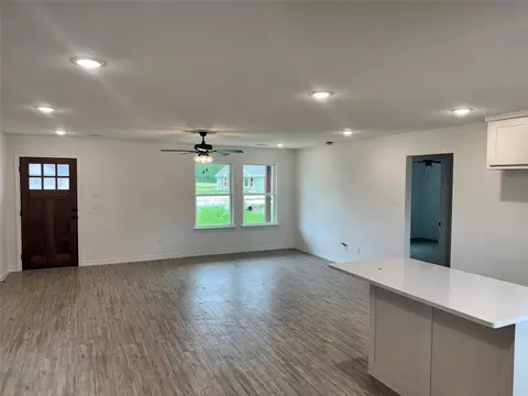 2022 Corriente Ct, Springtown, TX 76082 photo 3