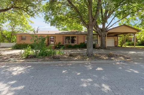 3601 Norton Dr, Richland Hills, TX 76118