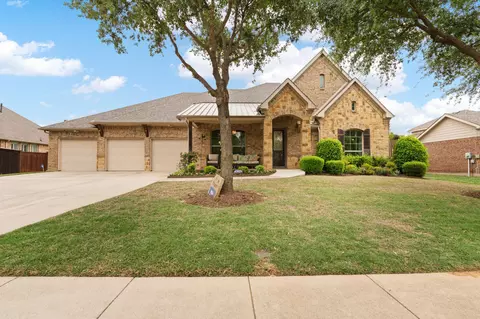 904 Killian Dr, Mansfield, TX 76063