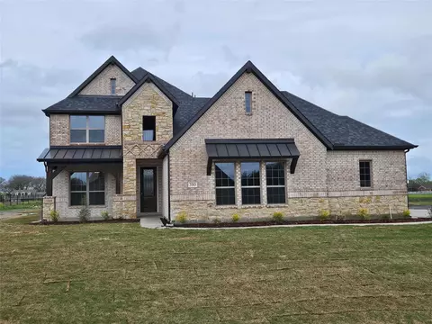 380 Magnolia Ct, Trenton, TX 75490