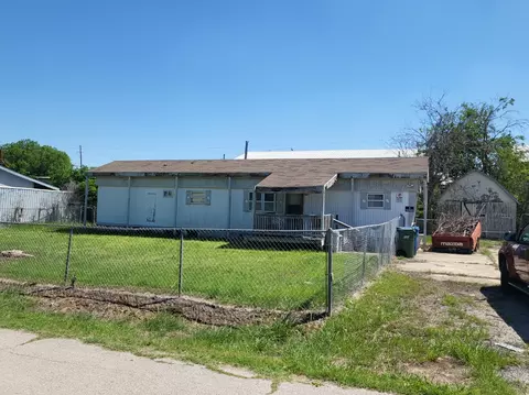 104 Sycamore Ln, Roanoke, TX 76262