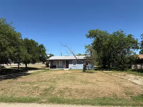 215 Fair Park St, Riesel, TX 76682