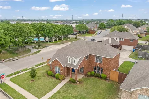 8210 Freeman Dr, Rowlett, TX 75089 photo 23