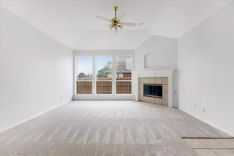 8210 Freeman Dr, Rowlett, TX 75089 photo 3
